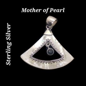 Sterling Silver Pendant w/Mother of Pearl w/ Onix & Stainless Steel Necklace